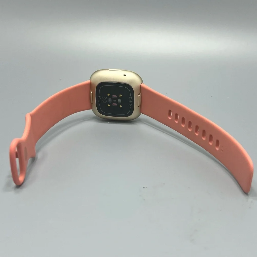 Fitbit Vera 2 For Spares Or Repair